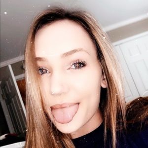 Meet your Posher, Mallory